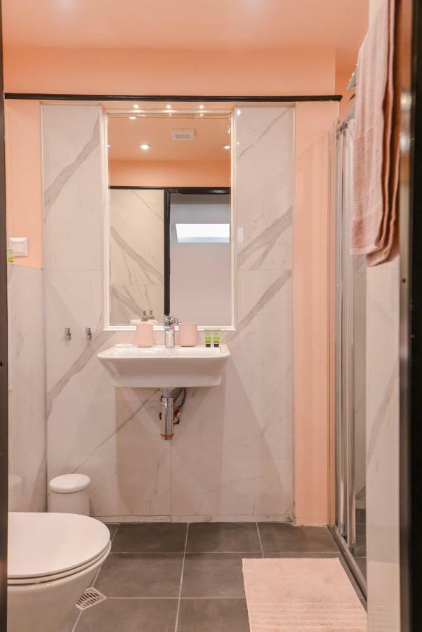 Rose One Bedroom Designer Apartment In City Centre By Flat Mаnager София Экстерьер фото